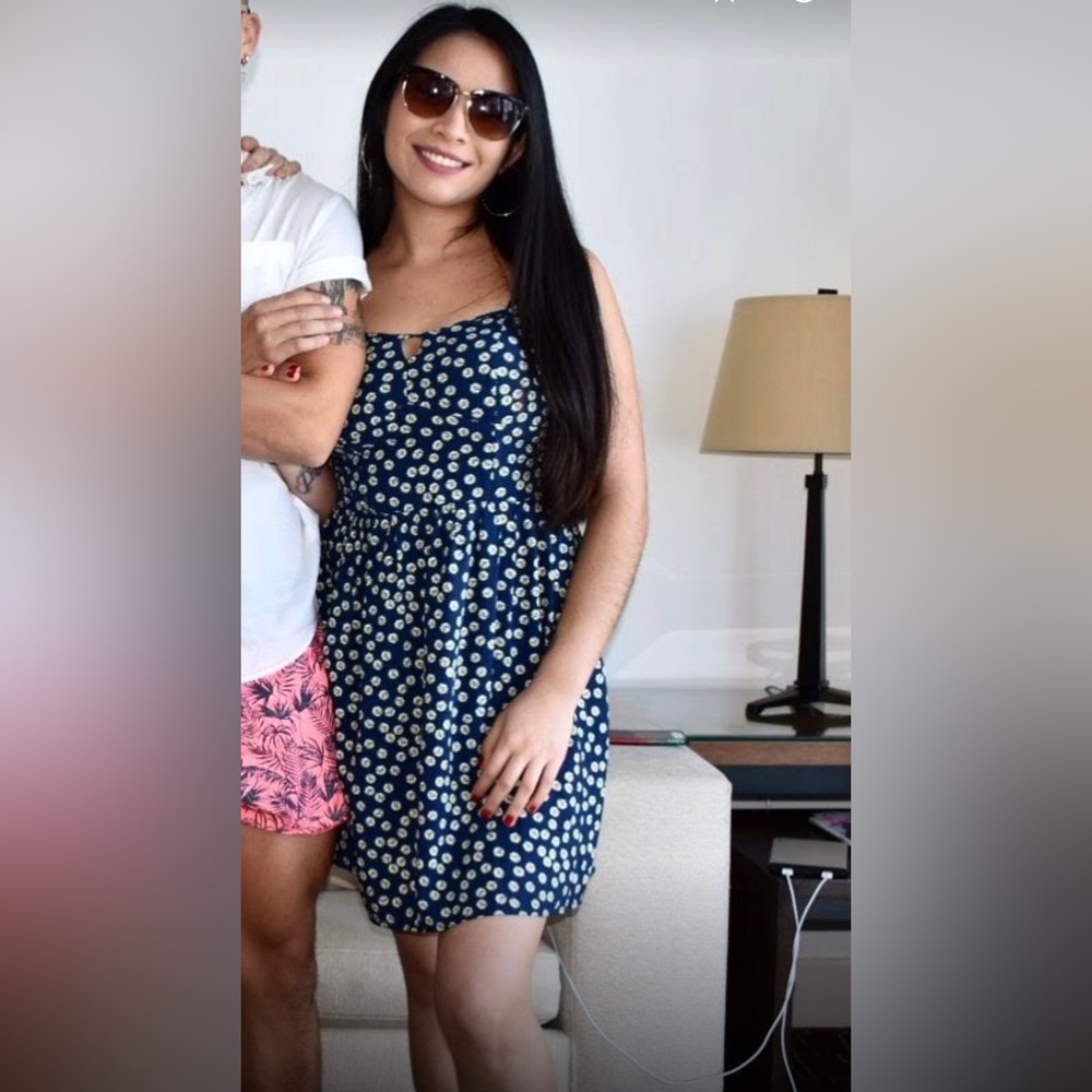 Sundress - Picture 8 of 10